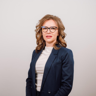 Csiszér Izabella